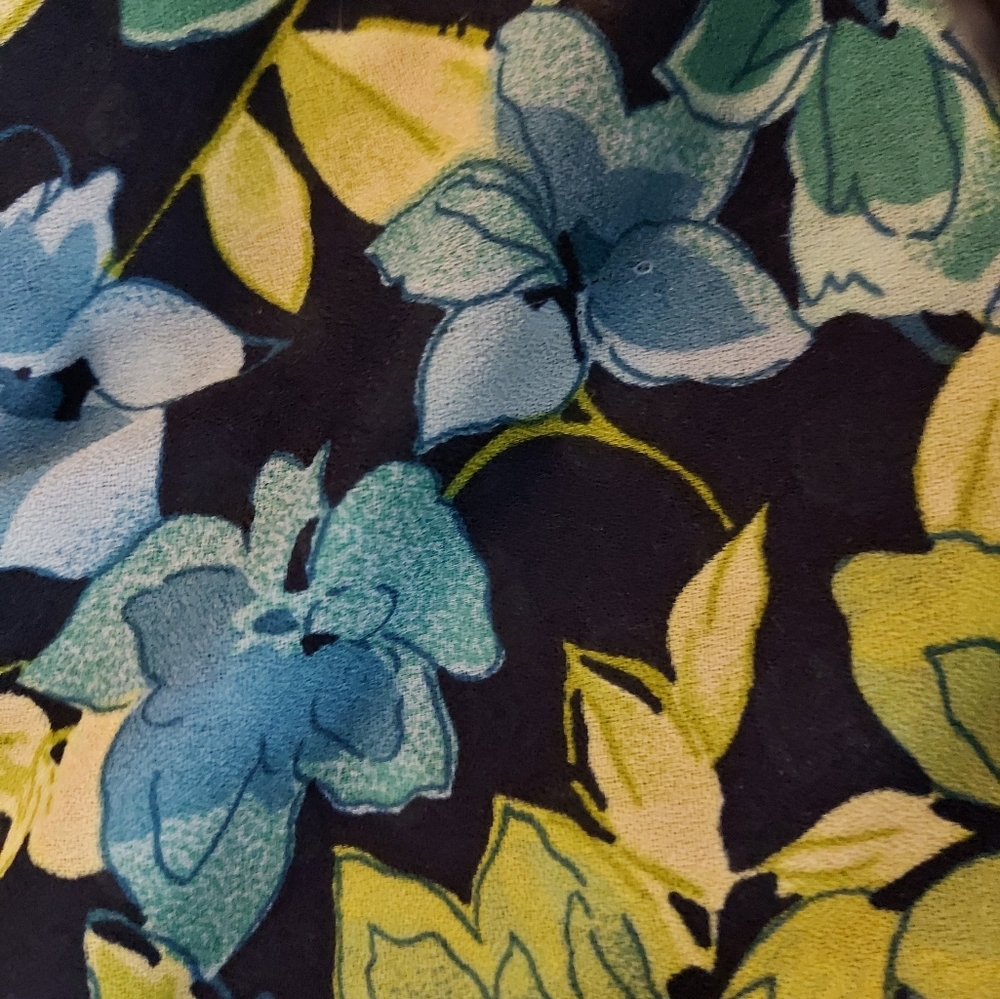 3/$30 Maxi Skirt Plus Size 3XL. - Picture 2 of 5